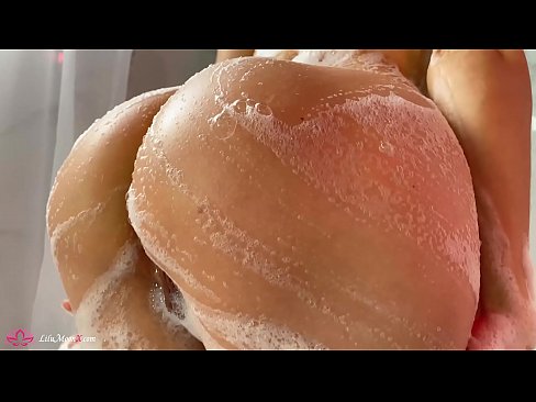 ❤️ Brunette شاور میں شدید orgasm کے لئے وائبریٹر کے ساتھ بلی میں مشت زنی کرتی ہے۔ ❤❌  مقعد ویڈیو پر ur.xywewl.top ️❤